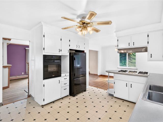 House for sale in Ellwood City, Pennsylvania