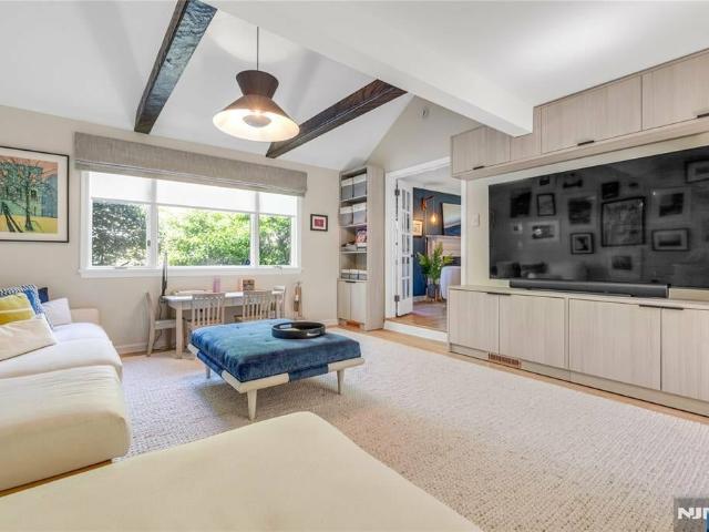 House for sale in Glen Rock