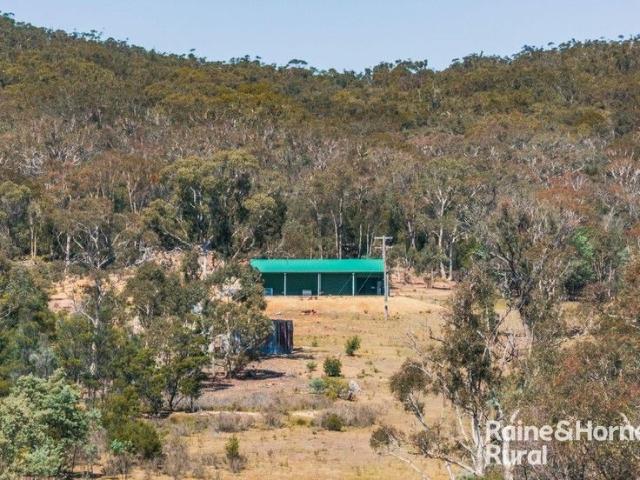 Cottage for sale in Currawang