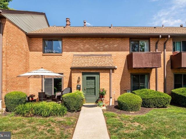Townhouse for sale in Ardmore, Pennsylvania