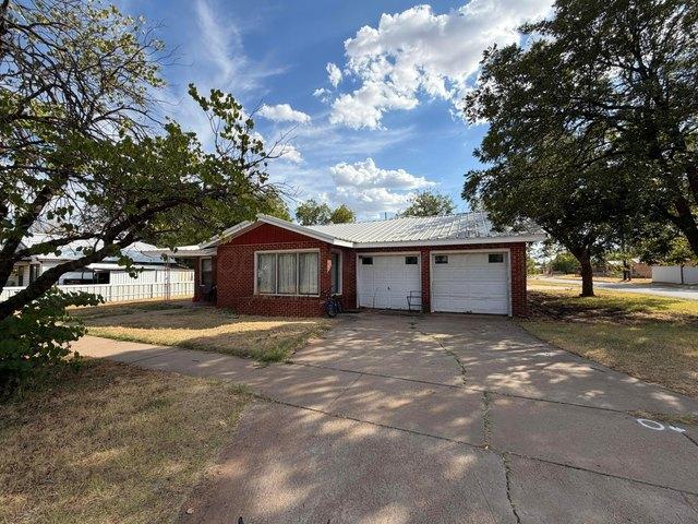 House for sale in Childress, Childress County