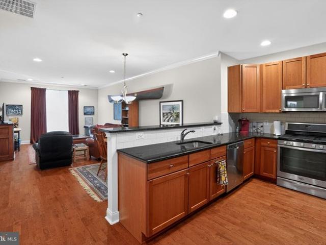 Condo for sale in Philadelphia, Pennsylvania