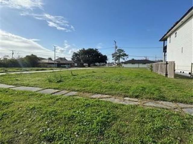 Land for sale in Arabi, Louisiana