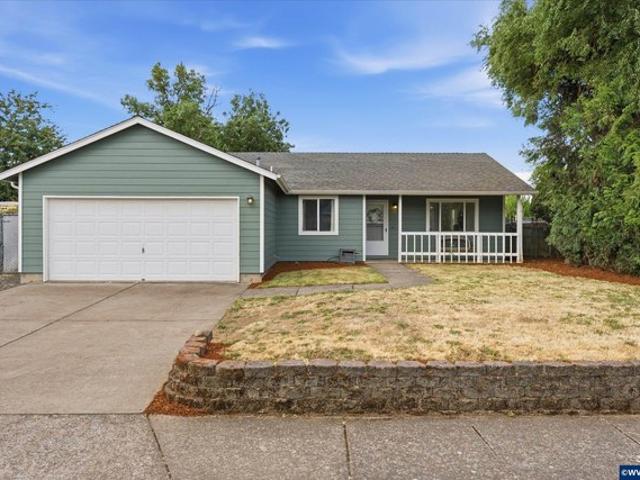 House for sale in Oregonia
