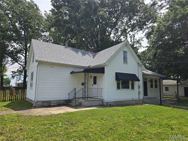 House for sale in Mount Olive, Illinois