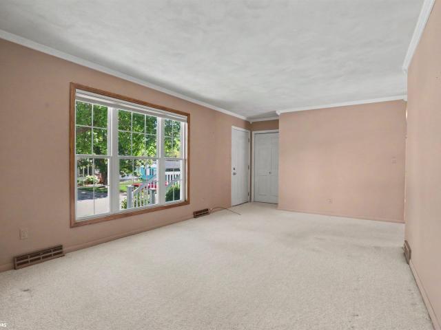 House for sale in Mount Pleasant, Iowa