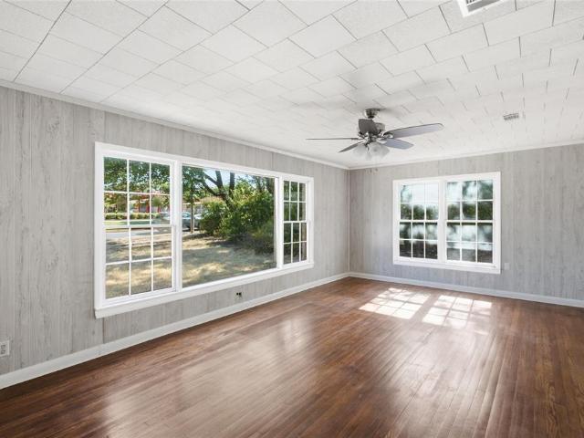Commercial for sale in Hamilton, Texas