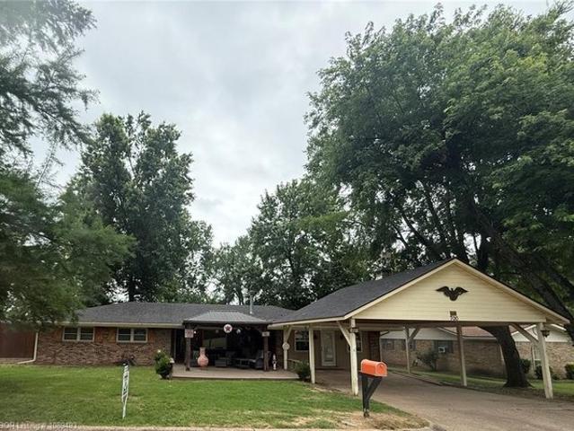House for sale in Sallisaw, Oklahoma