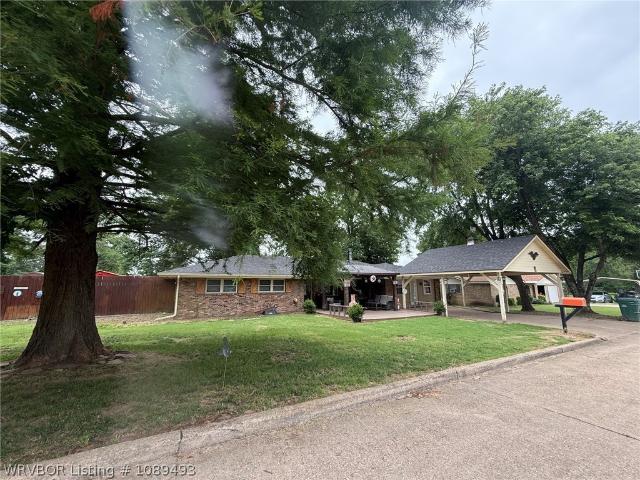 House for sale in Sallisaw, Oklahoma