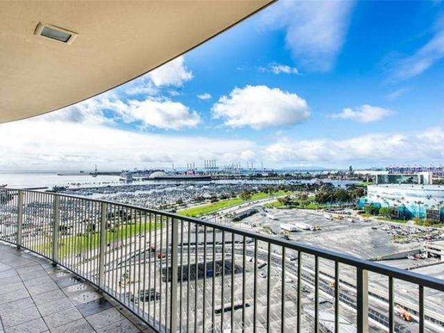 Condo for sale in Long Beach, California
