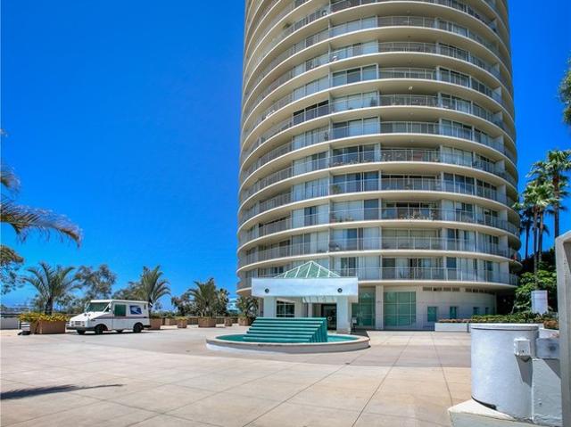Condo for sale in Long Beach, California