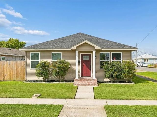 House for sale in Harvey, Louisiana