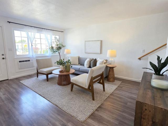 Townhouse for sale in San Leandro