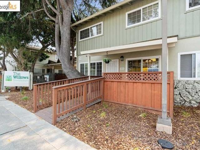 Condo for sale in San Leandro, California