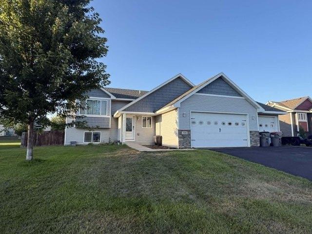 House for sale in Isanti, Minnesota