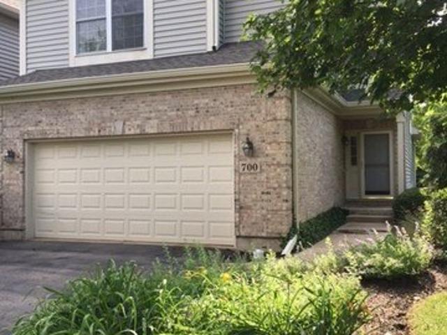 Townhouse for sale in Mchenry, Illinois