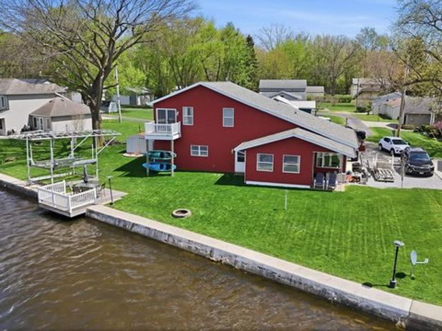 House for sale in Hudson, Indiana