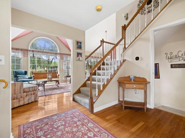 Townhouse for sale in Lindenhurst