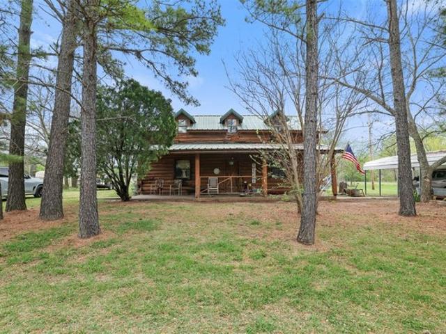 House for sale in Calera, Oklahoma