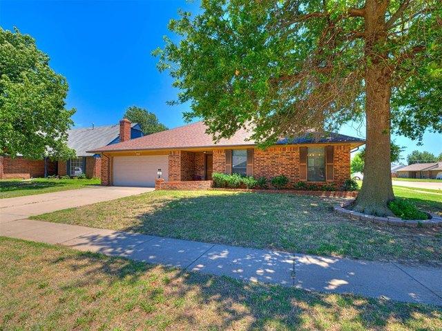 House for sale in Moore, Oklahoma