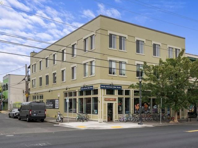 Condo for sale in Oregonia