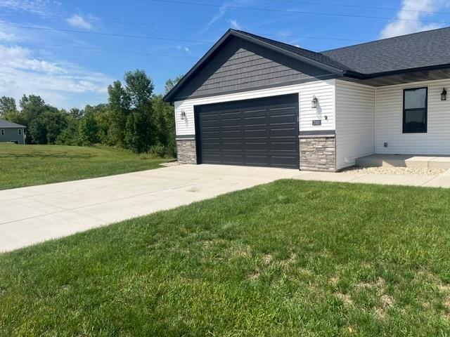 Condo for sale in Falls View, Fall River