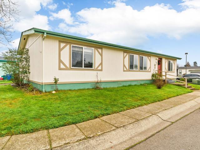 House for sale in Oregonia