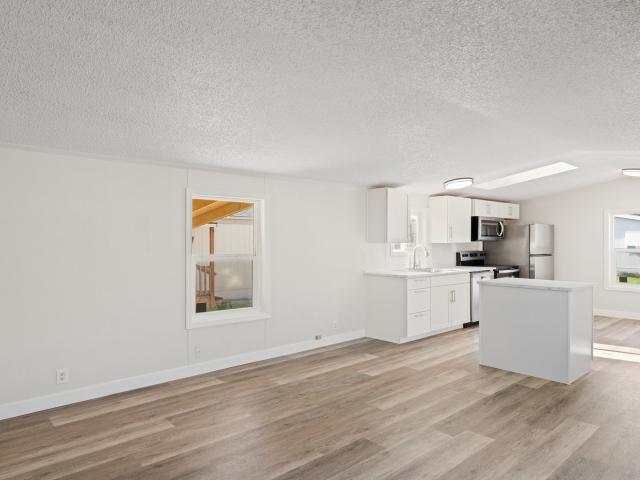 House for sale in Creswell, Oregon