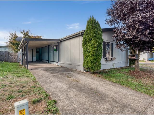 House for sale in Creswell Court, Creswell