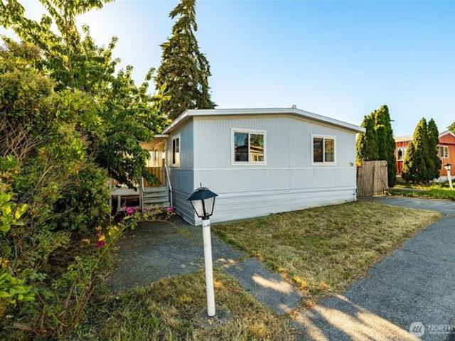 House for sale in Oak Harbor, Washington