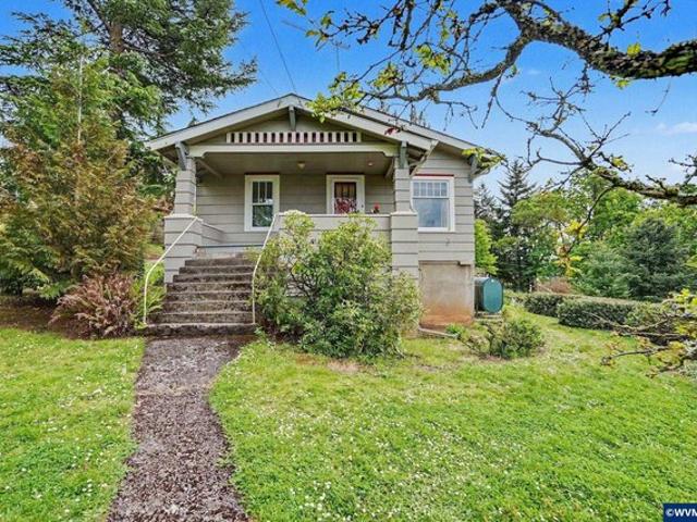 House for sale in Oregonia