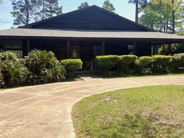 House for sale in Sabine, Texas
