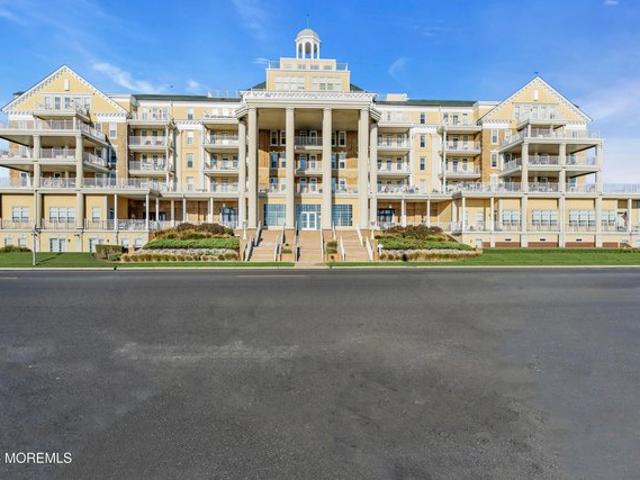 Condo for sale in Monmouth, New Jersey