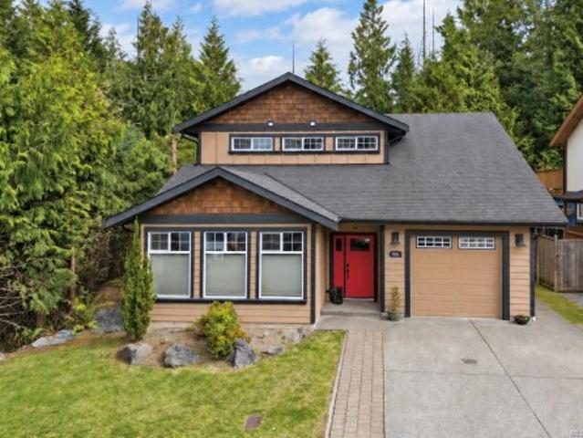 House for sale in Clayoquot, British Columbia