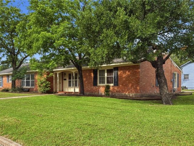 House for sale in Gatesville, Texas