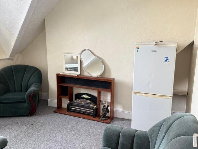 Apartment for rent in Cardiff International Sports Village, Falcon Lodge