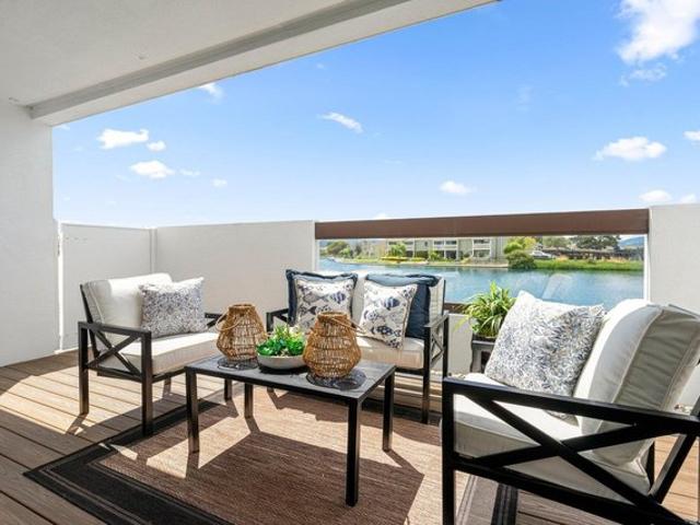 Condo for sale in San Mateo, California