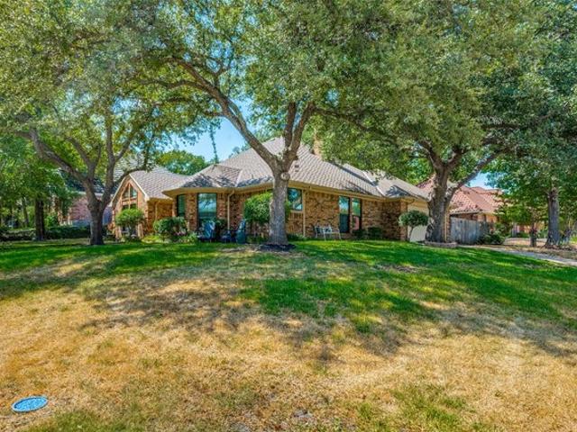House for sale in Hurst, Texas