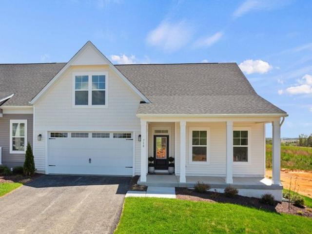Townhouse for sale in Virginia