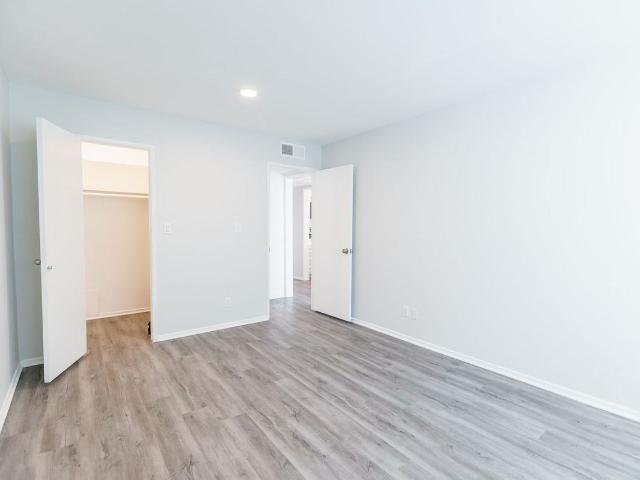 Apartment for rent in Canoga Park, California