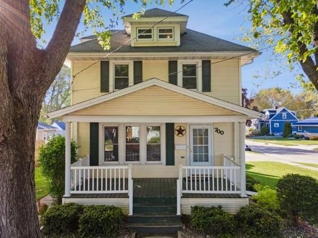 House for sale in Beaver Dam, Wisconsin