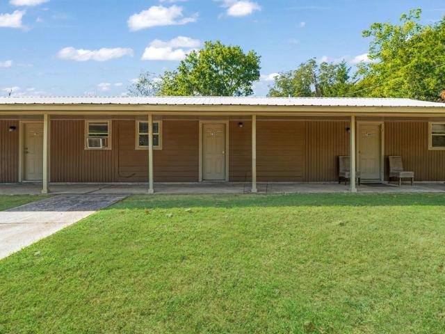 House for sale in Clarksville, Texas