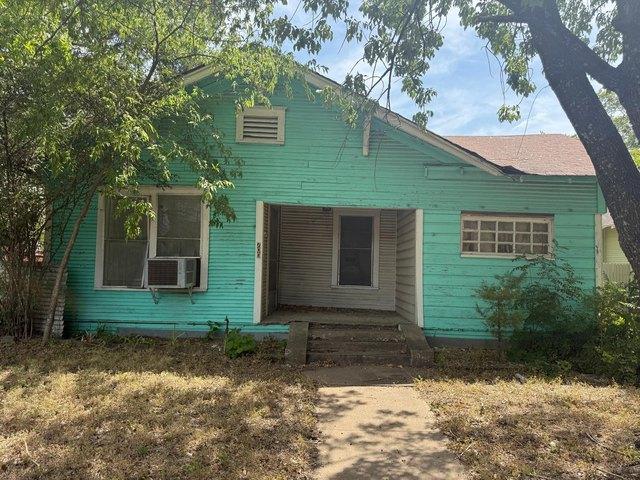 House for sale in Dallas, Texas