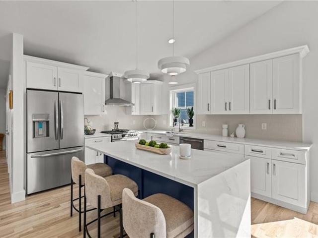 Condo for sale in Warwick, Rhode Island