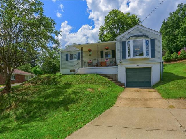 House for sale in Ellwood City, Pennsylvania