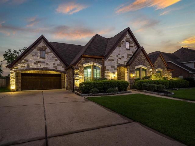House for sale in Friendswood