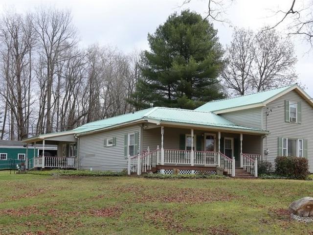 House for sale in Corry, Pennsylvania