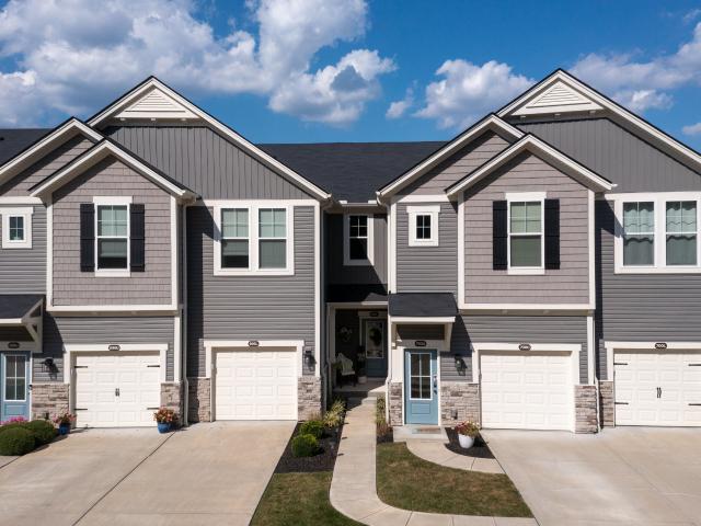 Condo for sale in Campbell, Kentucky