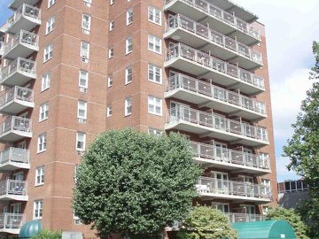 Condo for sale in Cos Cob, Connecticut
