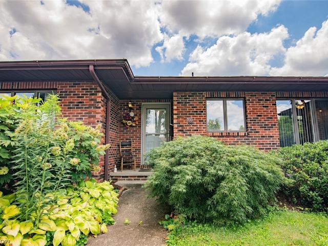 House for sale in Williamstown, West Virginia